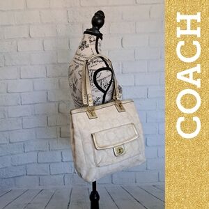 SALE. Lg Coach beige signature bag